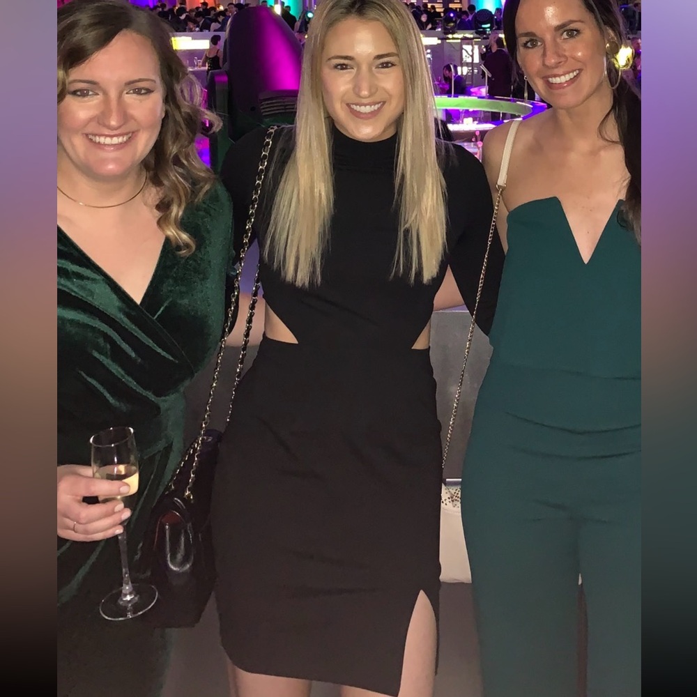 Lulu's Black Long-Sleeve Dress